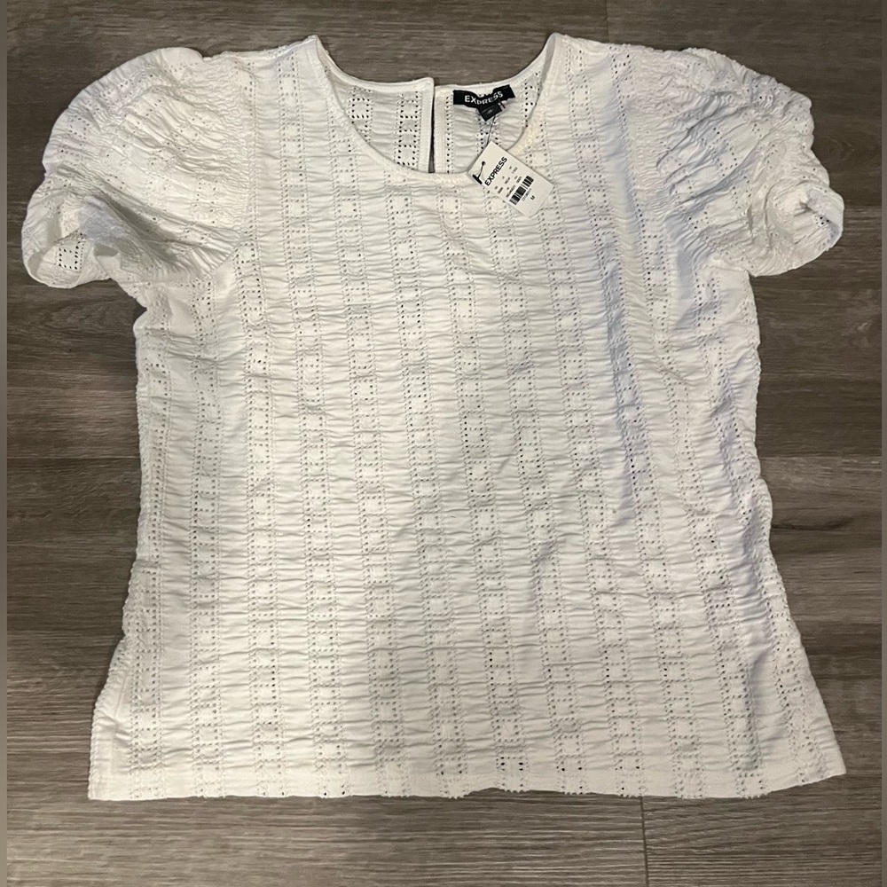 NWT Express top size medium